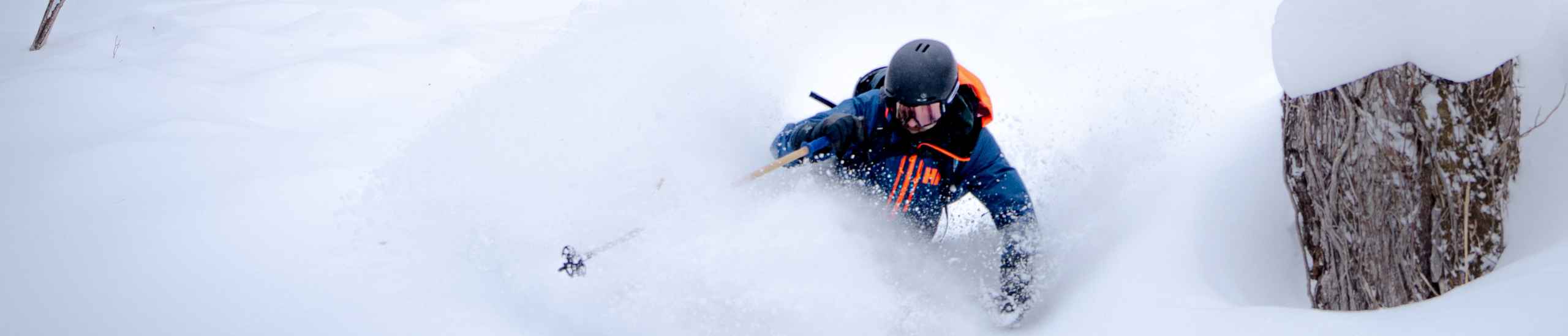 ski clothes Helly Hansen