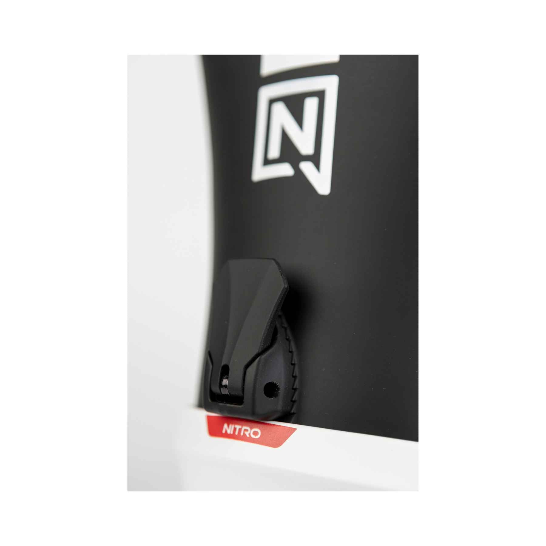 Nitro One Bindings in Black/White/Red
