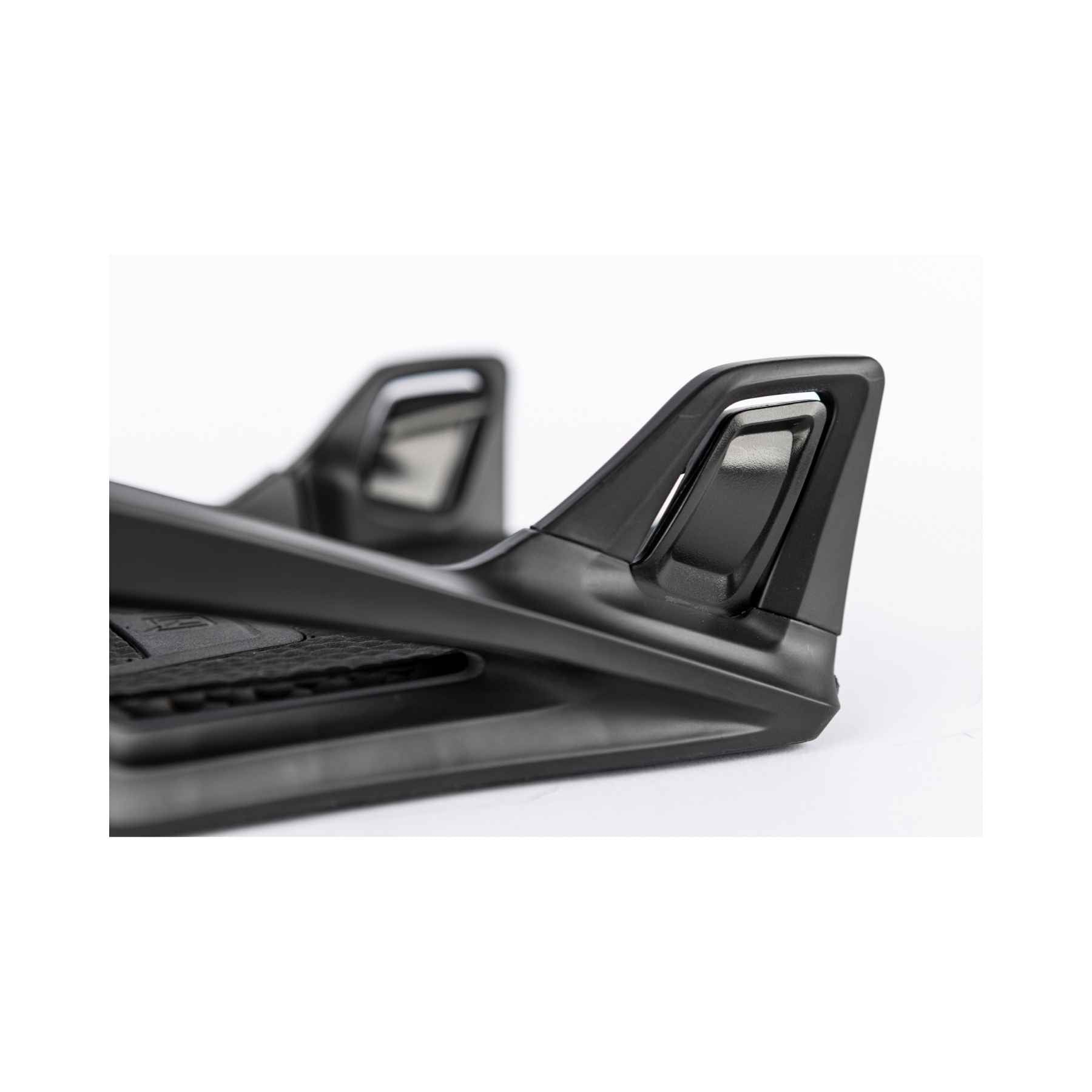 Nitro Step-On Binding