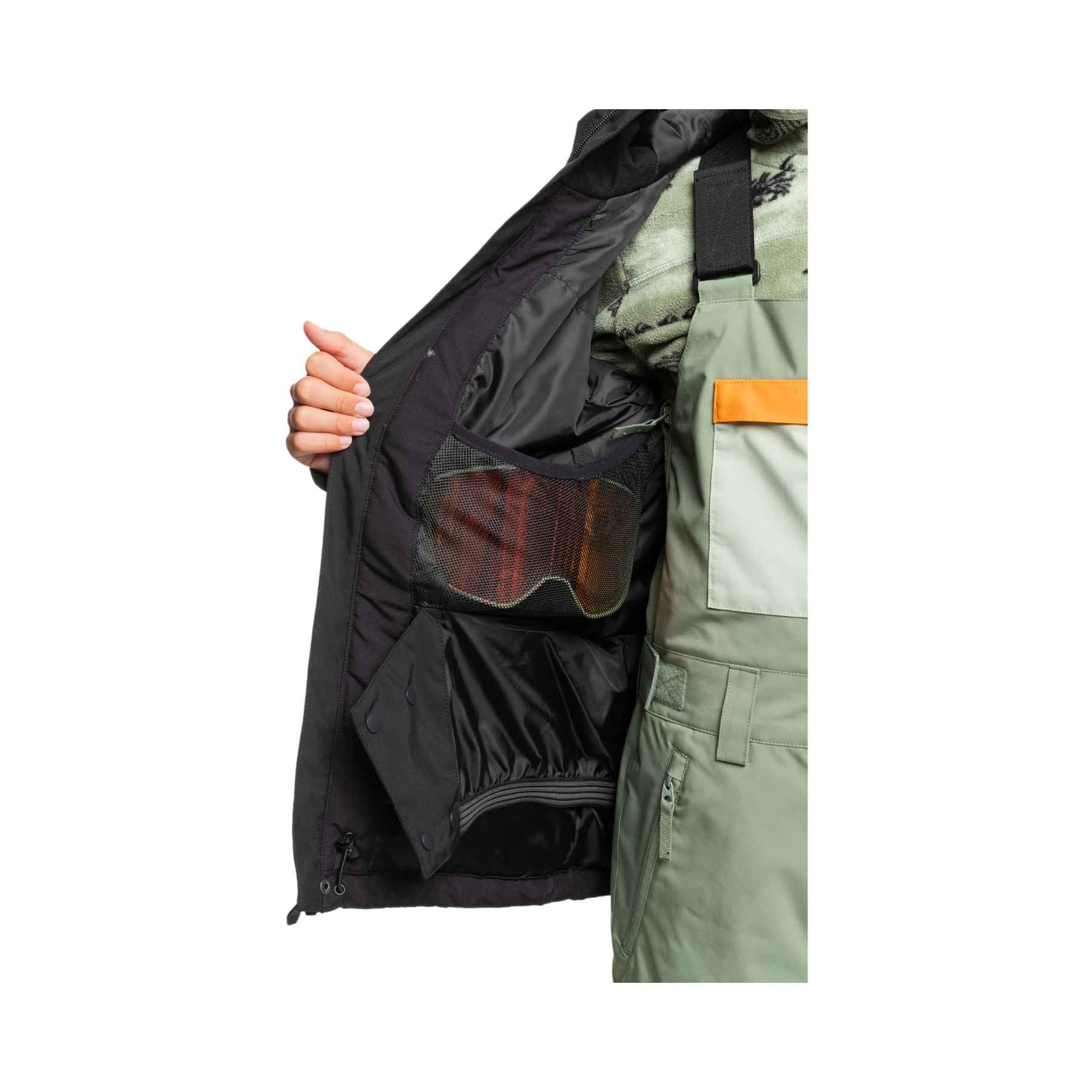 Quiksilver Mission Youth Jacket in True Black